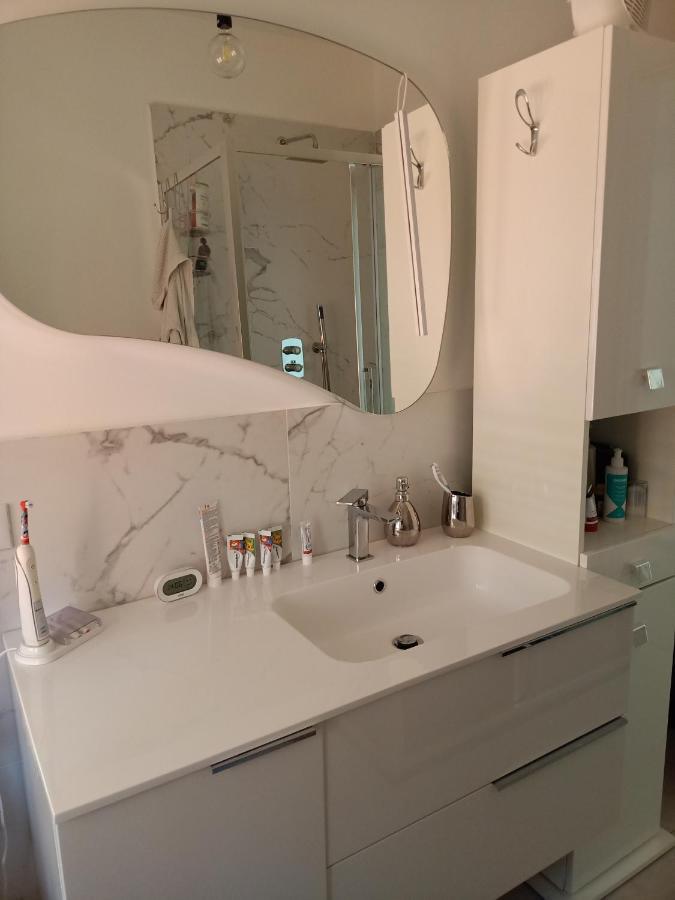 B&B La Piazzetta Vado Ligure Eksteriør bilde